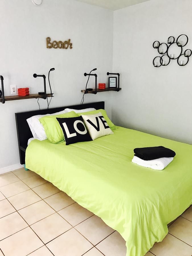 Petrina Studios Apartments By Sb Rental Properties ポンパノビーチ エクステリア 写真