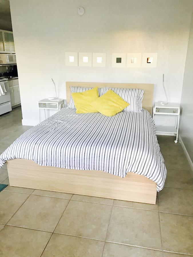 Petrina Studios Apartments By Sb Rental Properties ポンパノビーチ エクステリア 写真